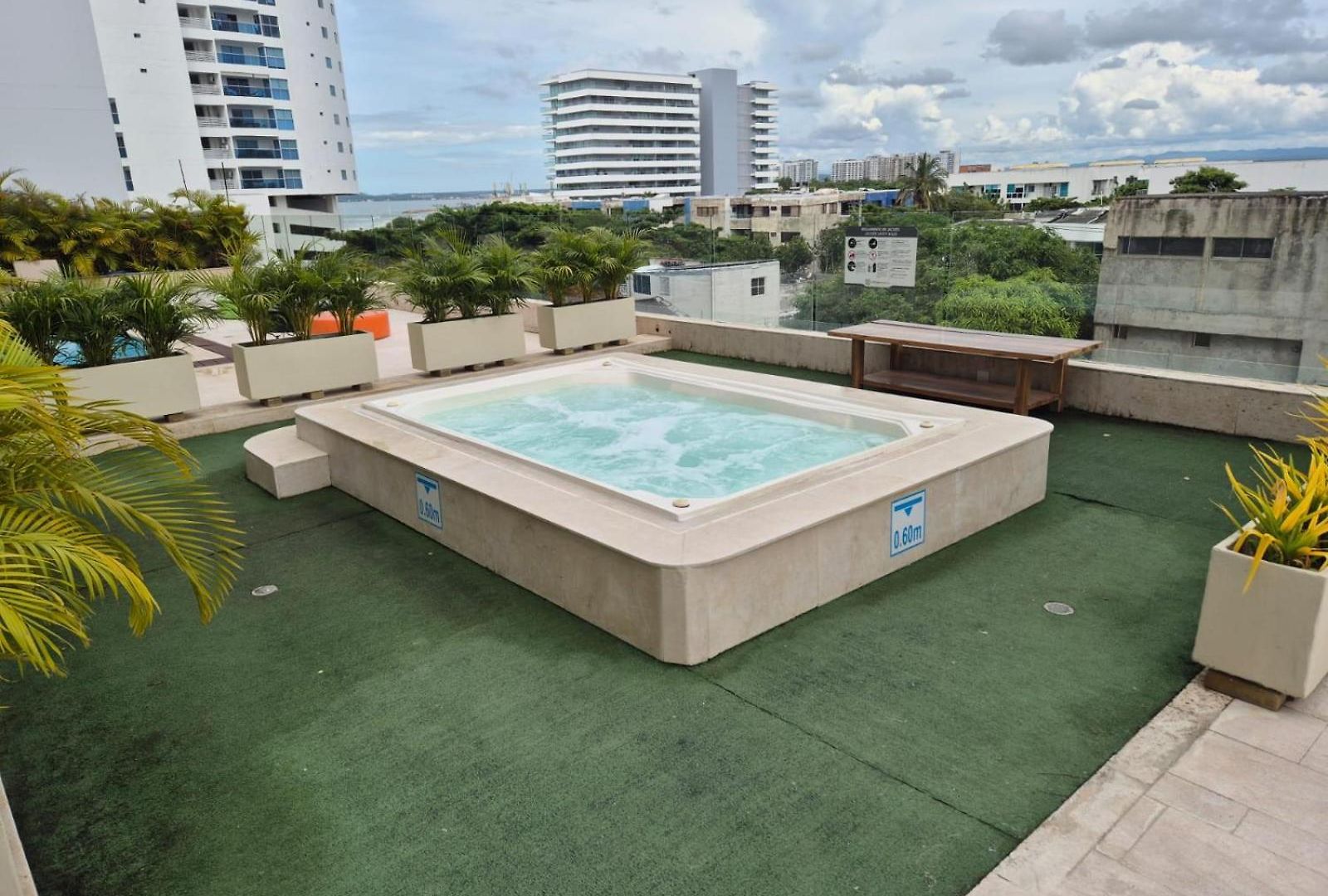 Canela Con Piscina Jacuzzi Cerca Al Mar Y Al Aereopuerto Cartagena