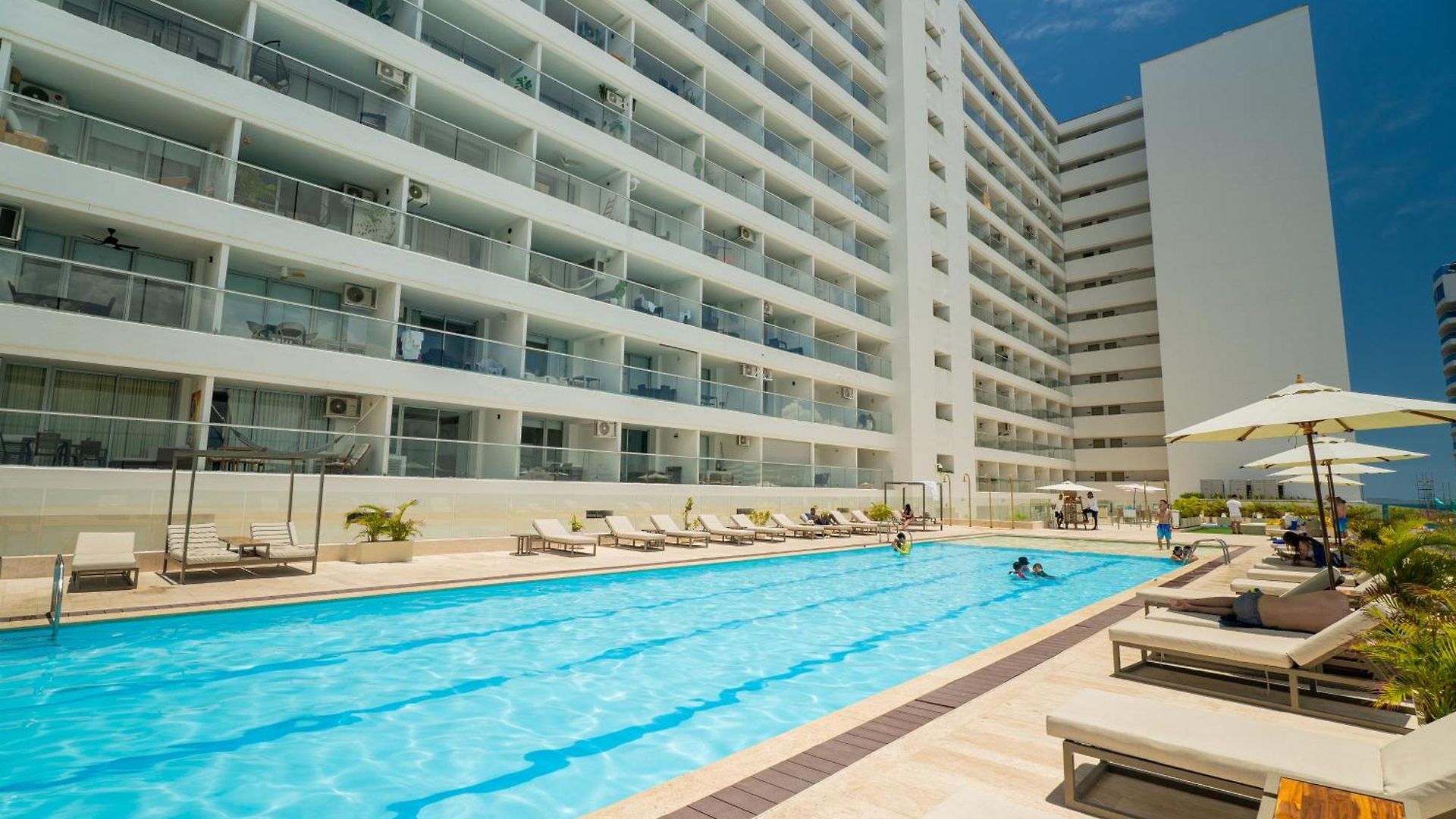 Canela Con Piscina Jacuzzi Cerca Al Mar Y Al Aereopuerto Cartagena