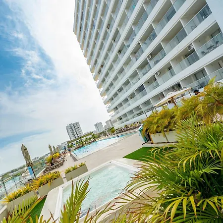 Apartamento Canela Con Piscina Jacuzzi Cerca Al Mar Y Al Aereopuerto Cartagena