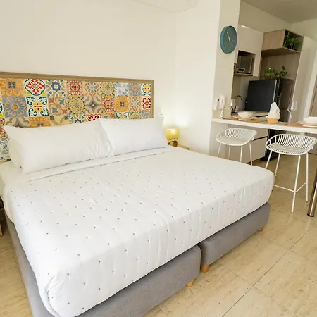 Canela Con Piscina Jacuzzi Cerca Al Mar Y Al Aereopuerto * Cartagena