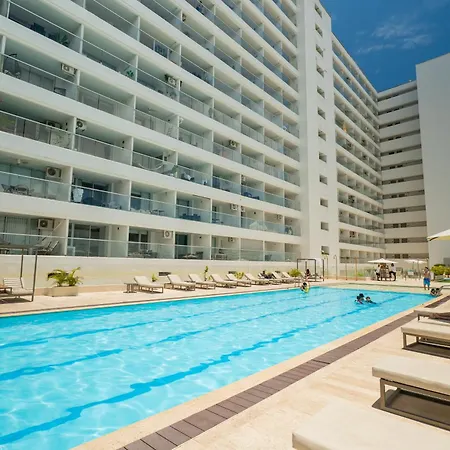 Canela Con Piscina Jacuzzi Cerca Al Mar Y Al Aereopuerto Cartagena